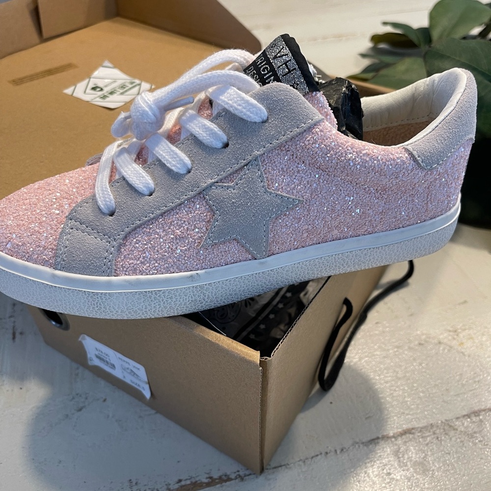 NEW Vintage Havana pink glitter sneakers
